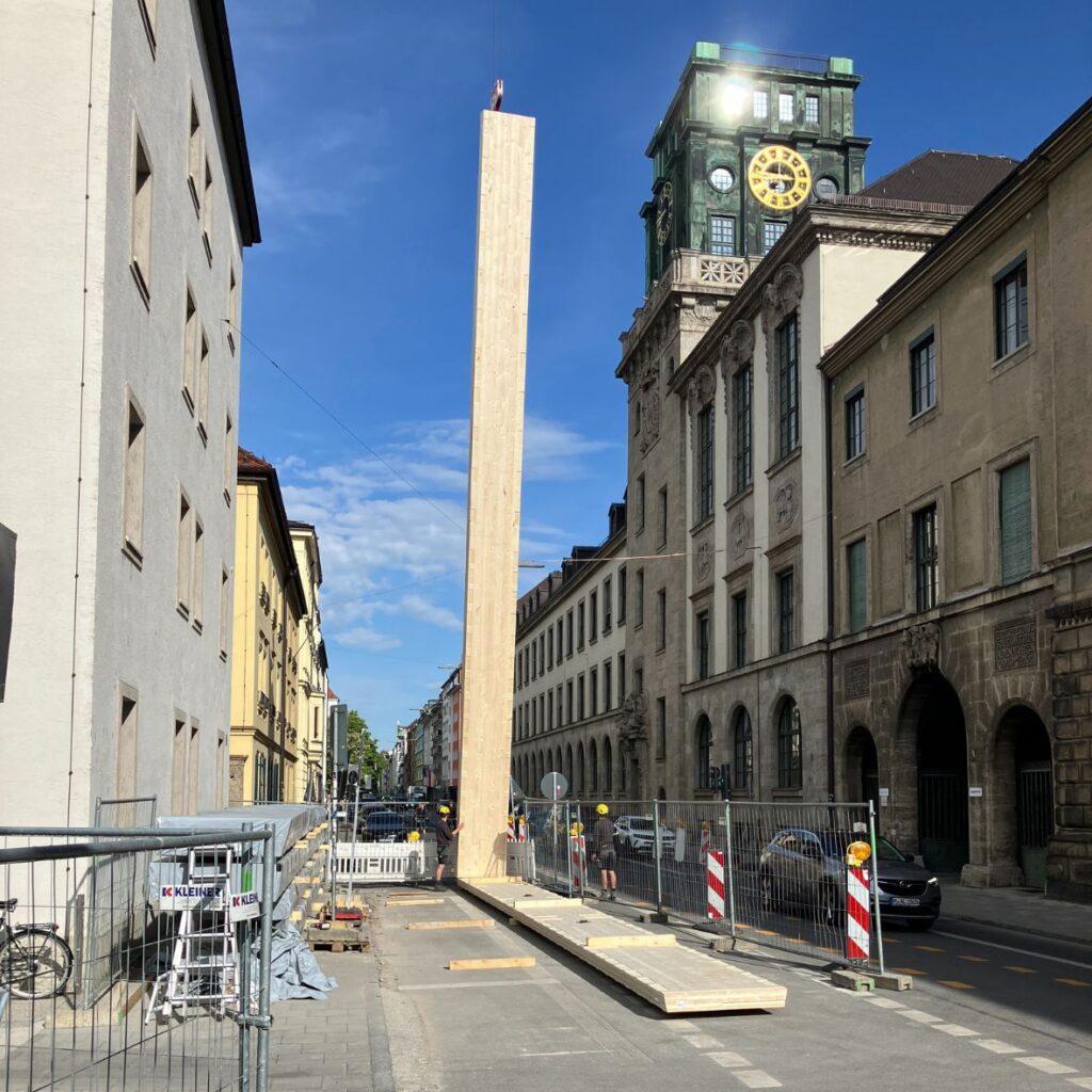 Kinderoase - Anlieferung Holzlatten