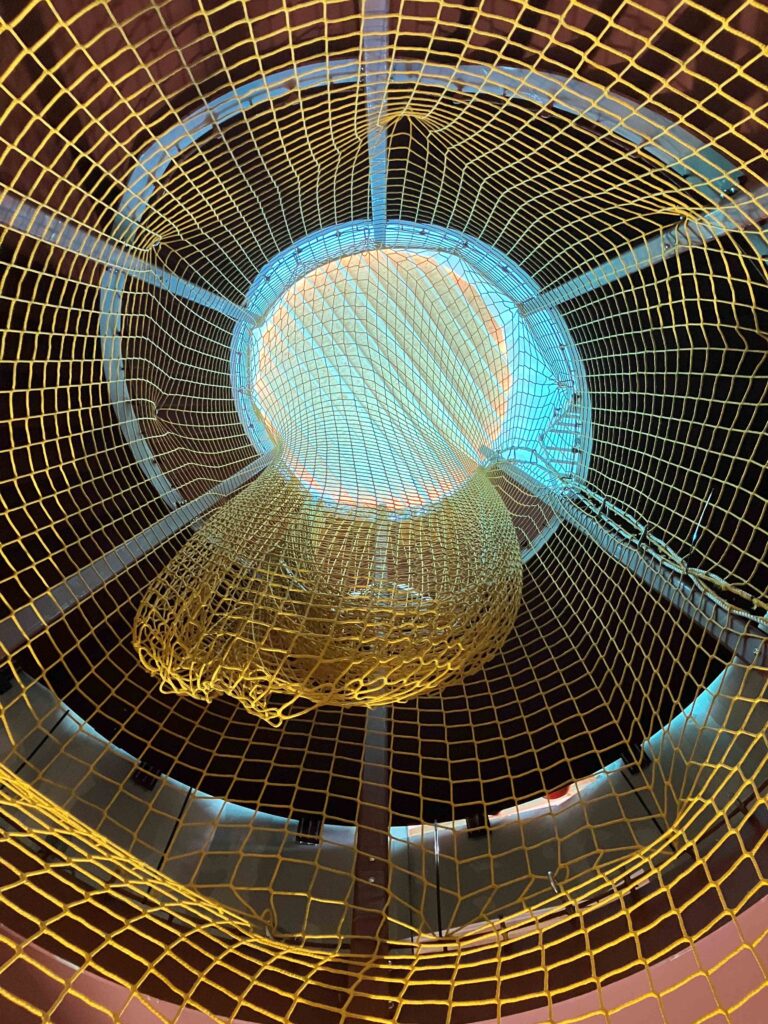 Ingeborg Pohl Kinderoase am der TUM: Absturznetz der Innentrappe