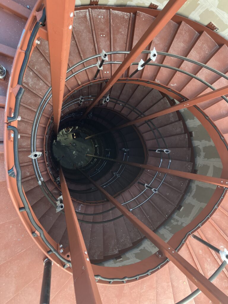 Ingeborg Pohl Kinderoase an der TUM: Innentreppe - Blick nach unten