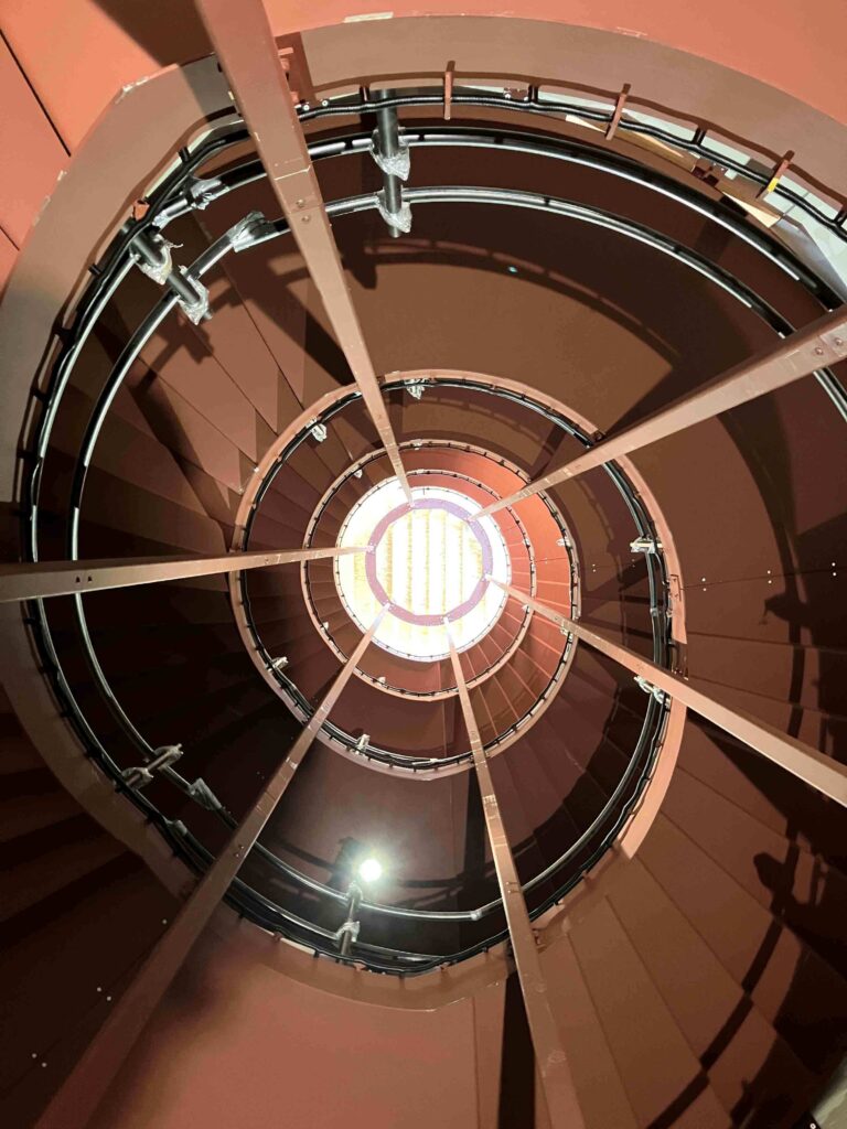 Ingeborg Pohl Kinderoase an der TUM: Untersicht der Innentrappe