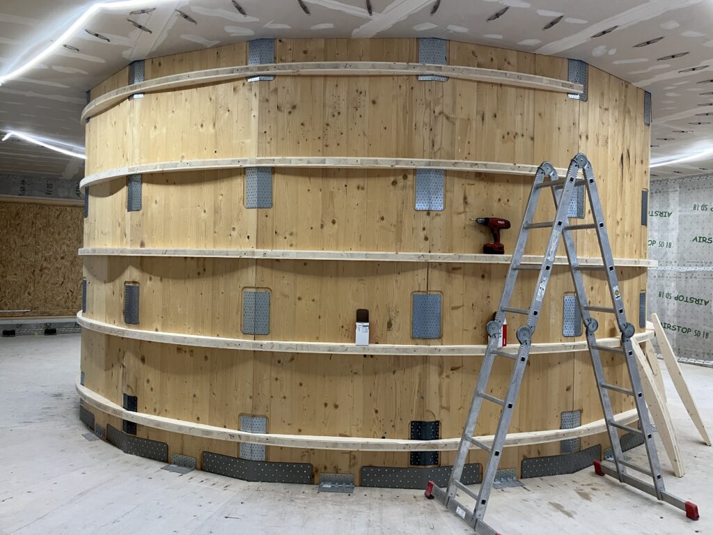 Ingeborg Pohl Kinderoase an der TUM: Tannentäfer OG Innentreppe