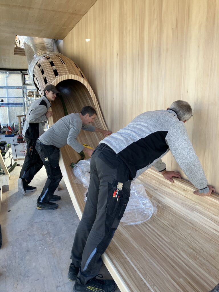 Ingeborg Pohl Kinderoase an der TUM: Rutschenmontage