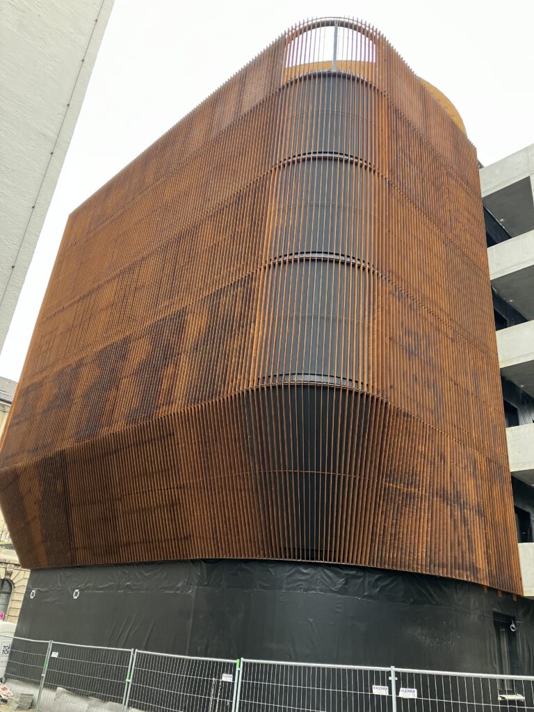 Ingeborg Pohl Kinderoase an der TUM: Südwest-Ecke