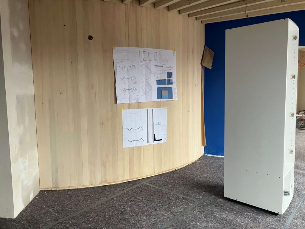 Ingeborg Pohl Kinderoase an der TUM: Einbaumöbel im Ruheraum / GAPP